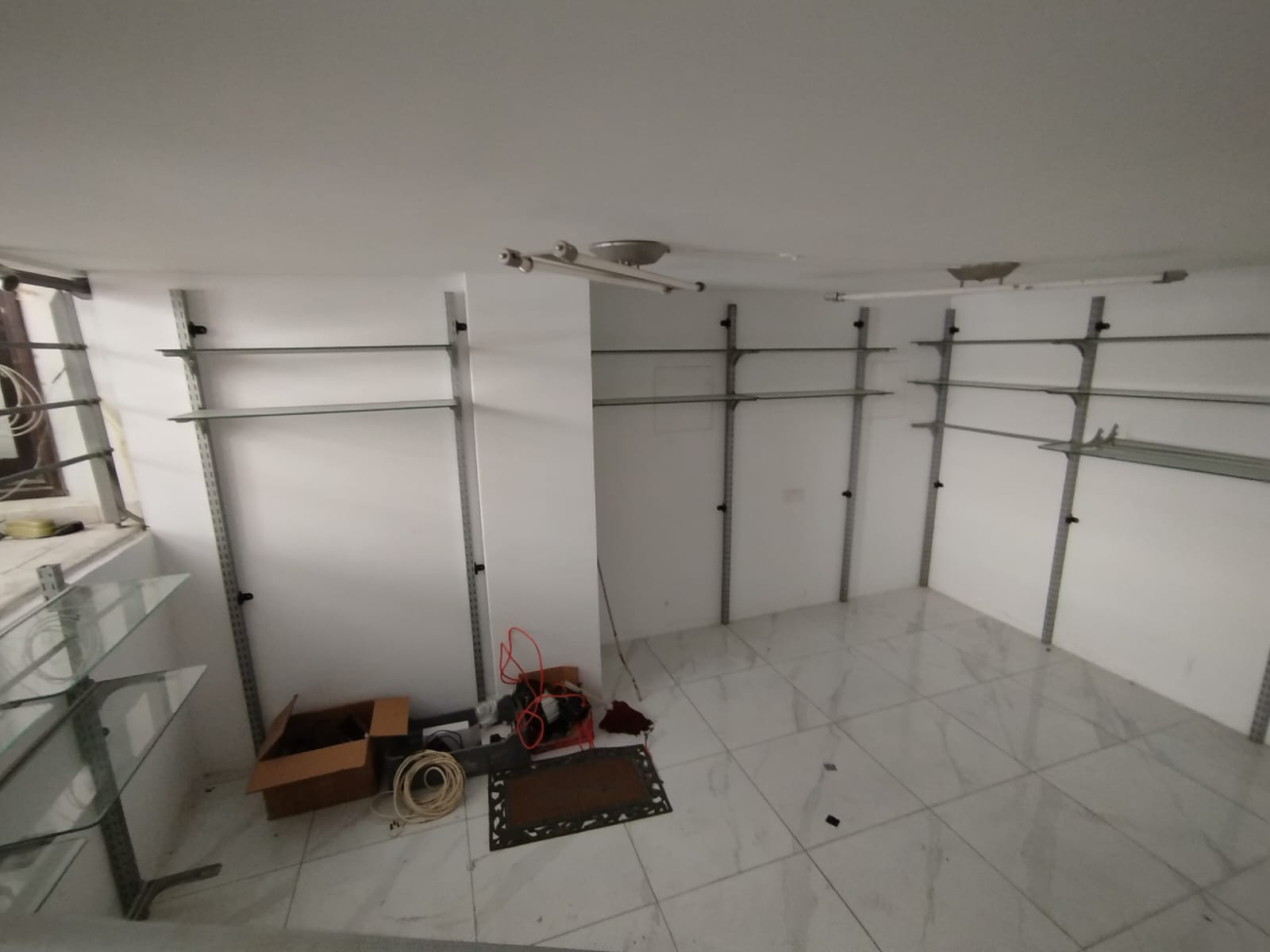 Tienda 150 m² en Pafos, Chipre