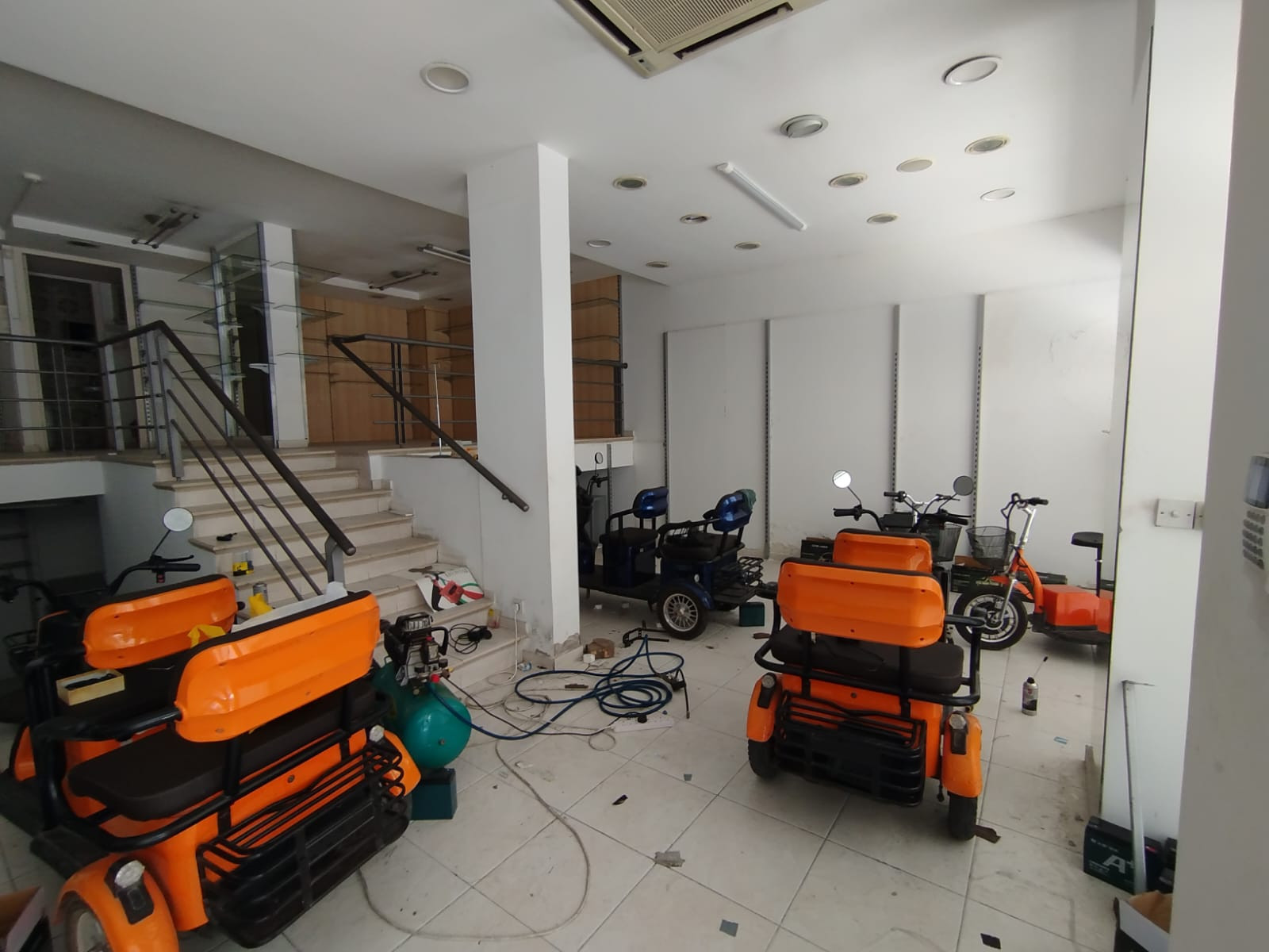 Tienda 150 m² en Pafos, Chipre