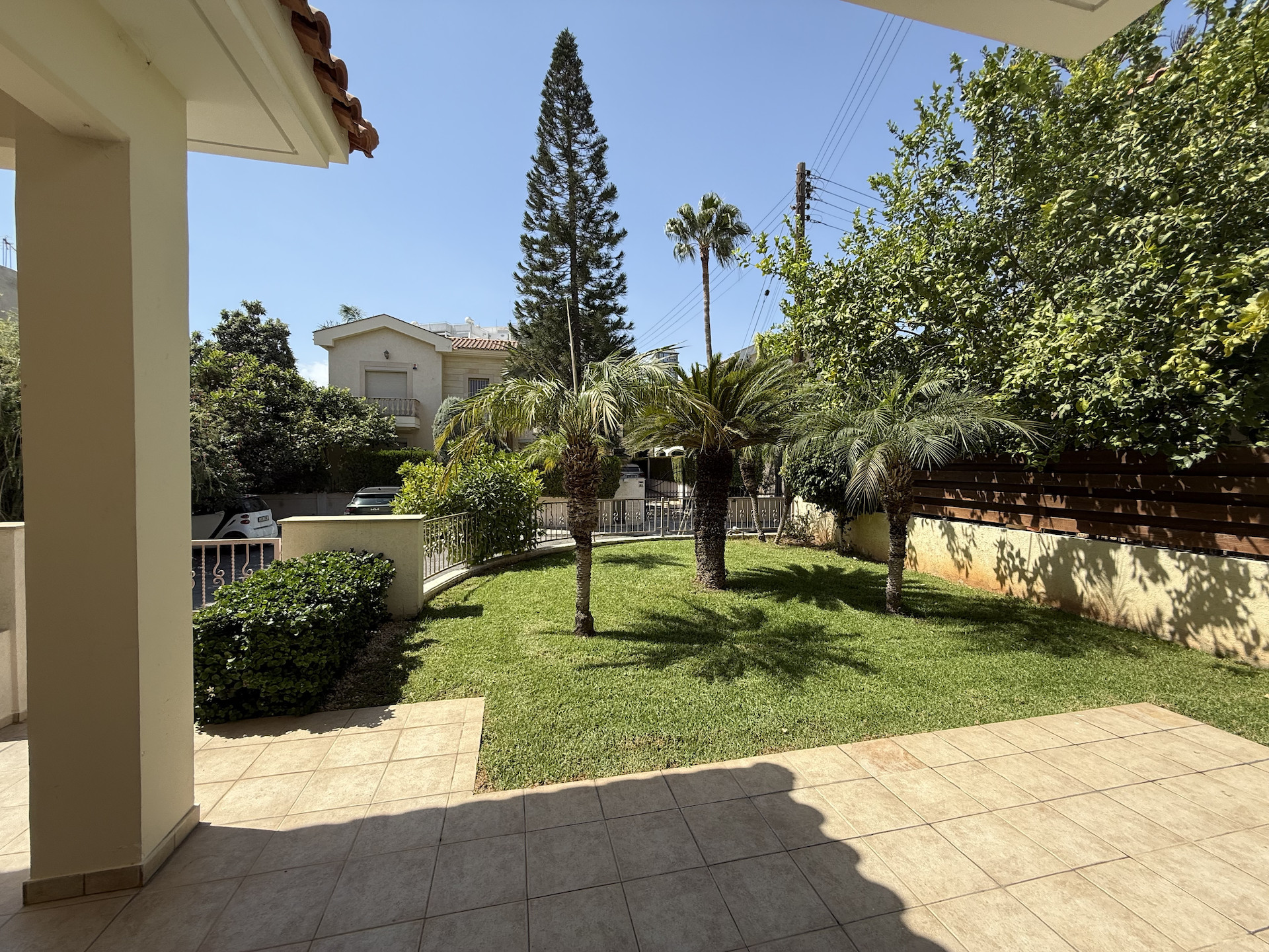 Mieszkanie 4 pokoi 300 m² w Jermasoja, Cypr