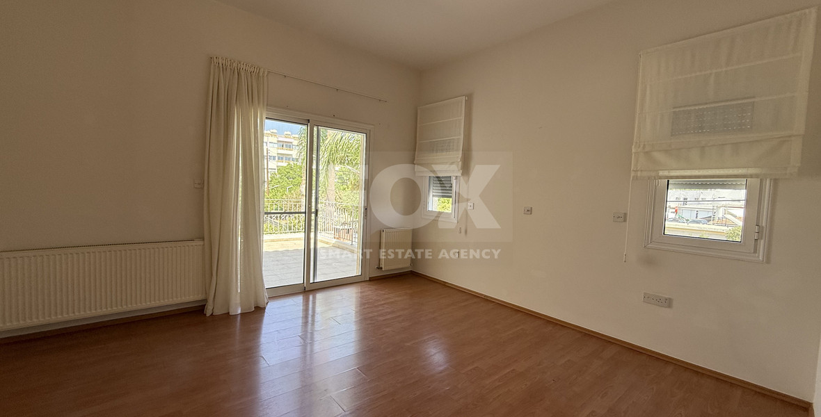 Rent: Unfurnished four bedroom villa in Potamos Germasogeias walking distance to the sea