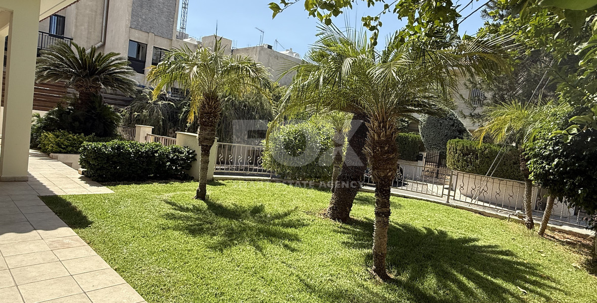 Rent: Unfurnished four bedroom villa in Potamos Germasogeias walking distance to the sea