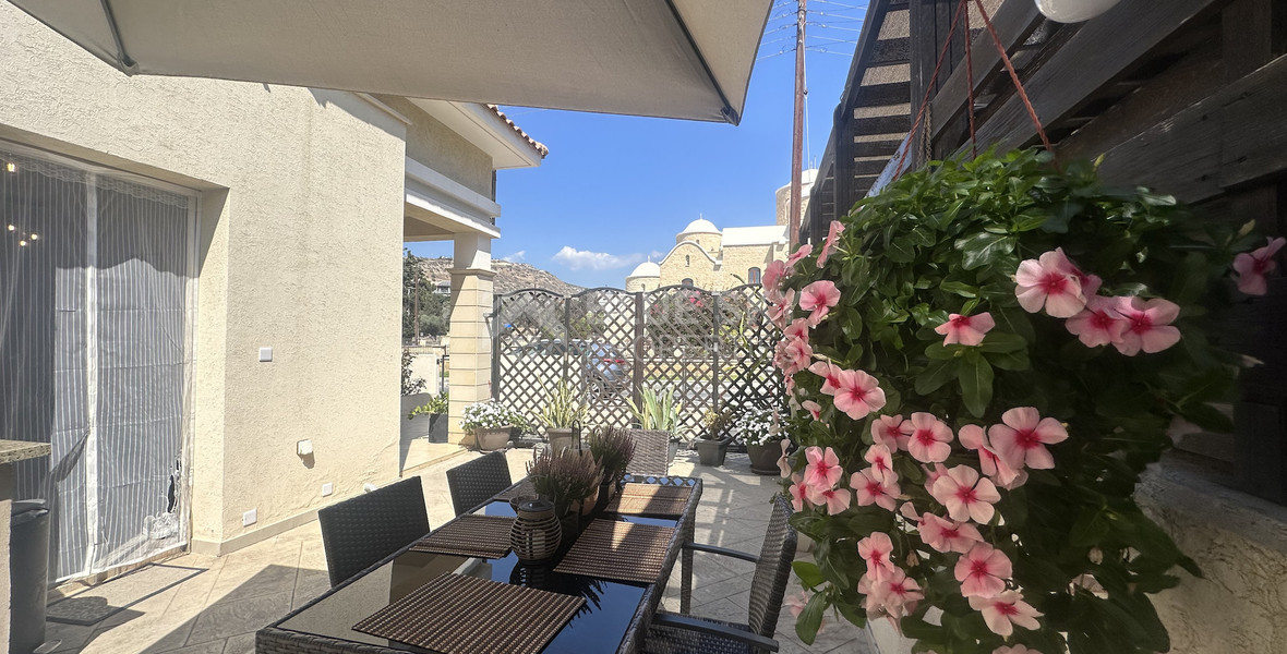 For rent furnished detached two bedroom Bungalow with small garden in Agios Tychonas