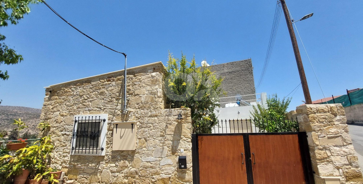 FOR RENT UNFURNISHED RENOVATED TWO BEDROOM LISTED BUNGALOW IN GERMASOGIA