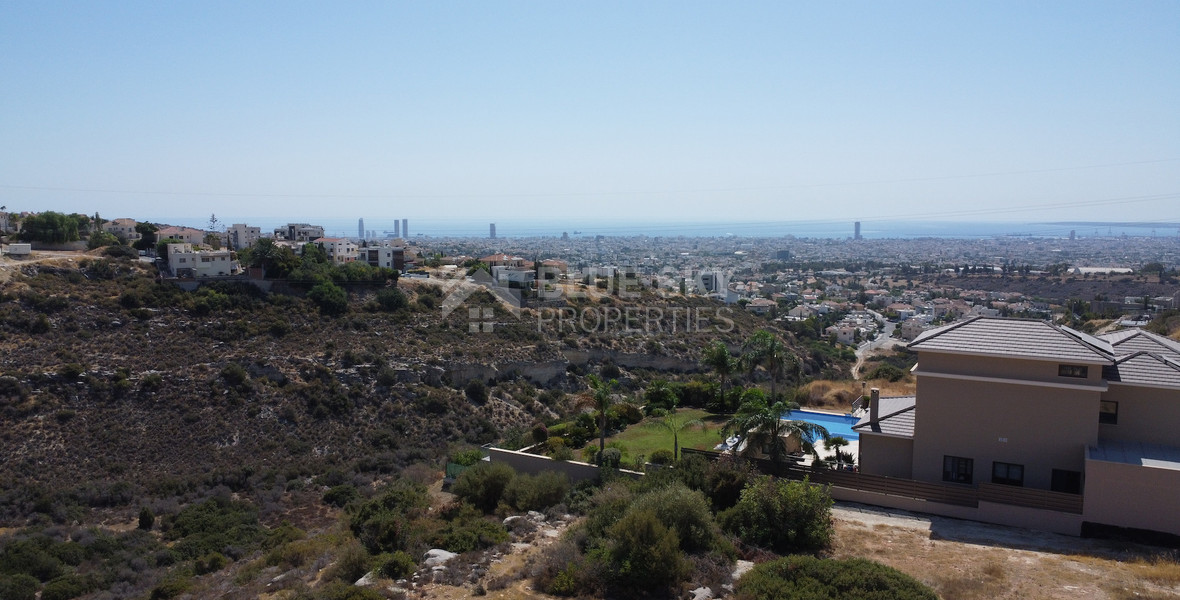 Elevated Plot for Sale in Agia Fyla: with Panoramic Sea & City Views / Pending License for 2 Houses