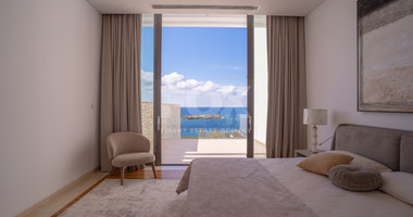 Spacious Five Bedroom Villa in Peaceful Agios Georgios ,Peyia for sale