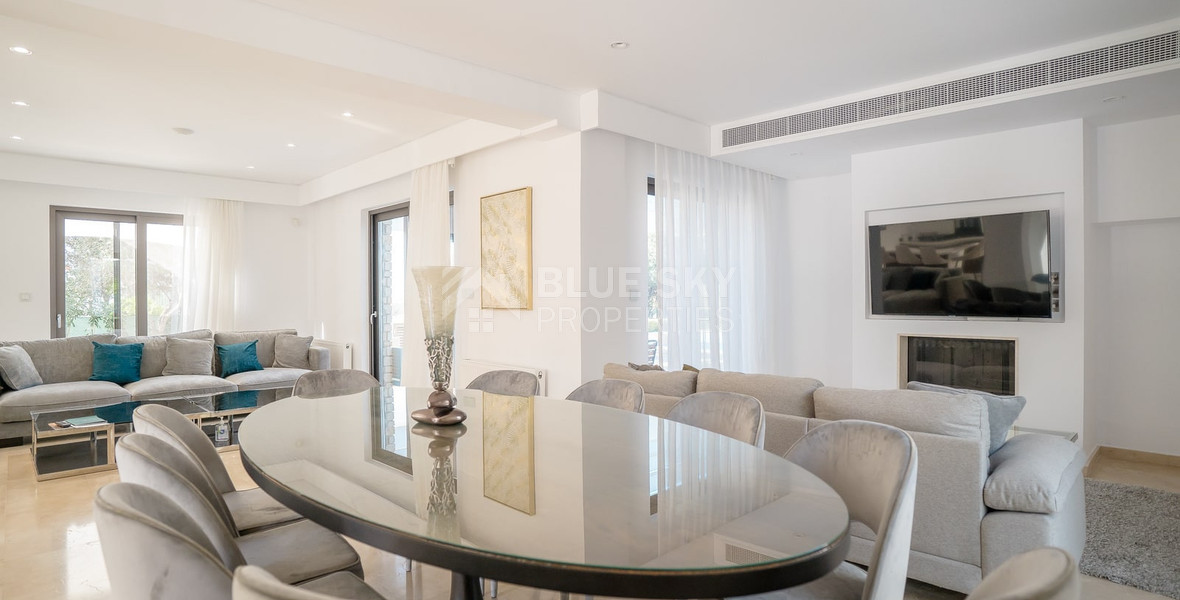 Five Bedroom Panoramic  Villa in Agios Georgios ,Peyia for sale