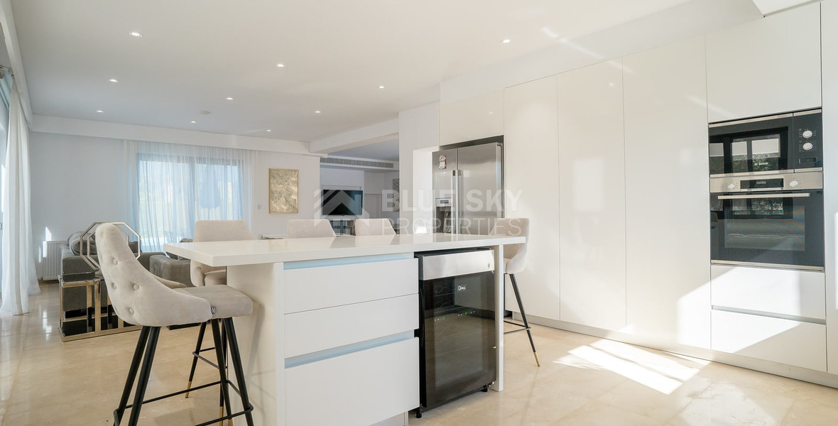 Five Bedroom Panoramic  Villa in Agios Georgios ,Peyia for sale