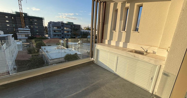 Modern Three-Bedroom Apartment for Rent in Agios Ioannis