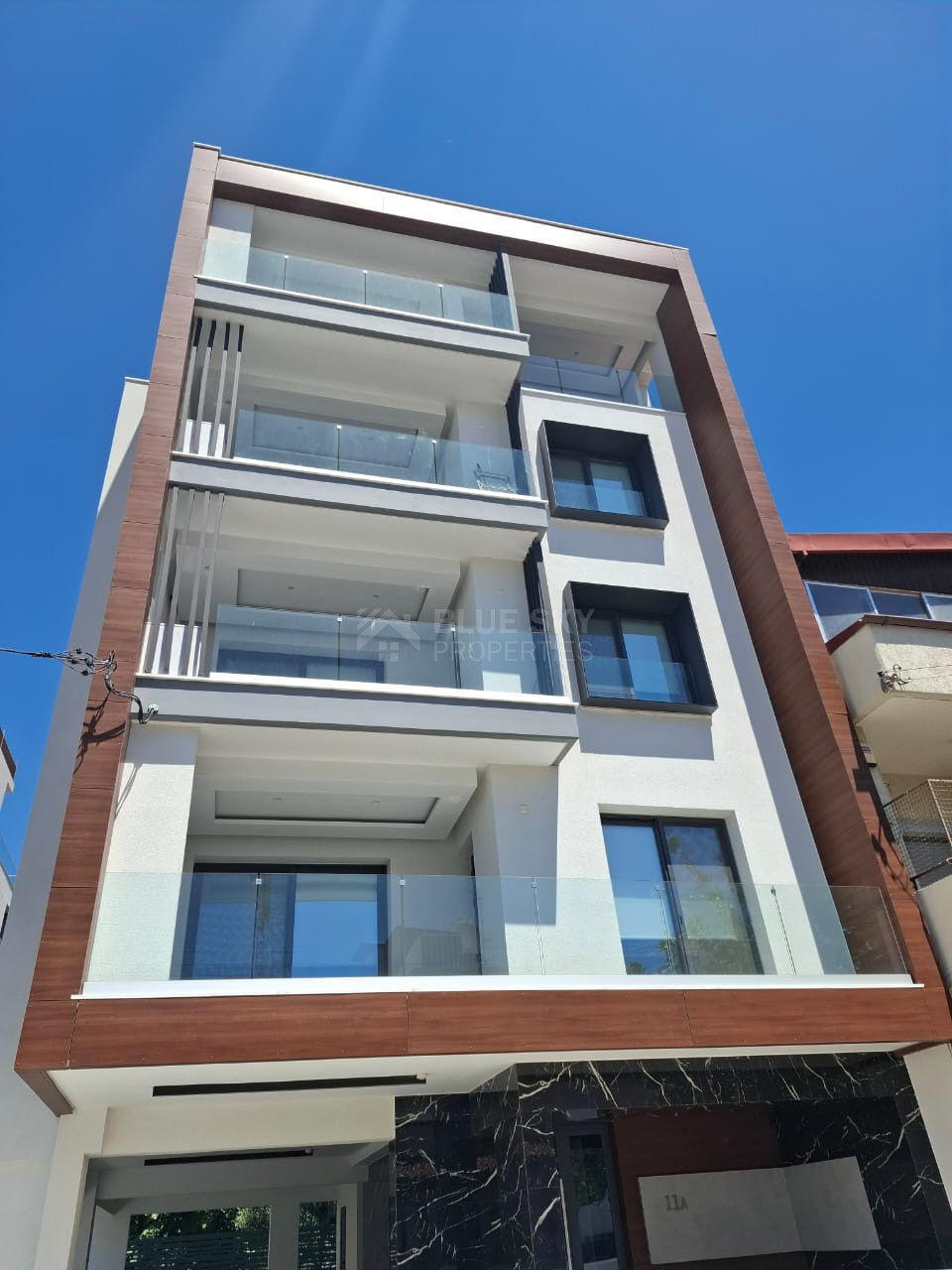 Newly-Built Building for Rent in Agios Ioannis