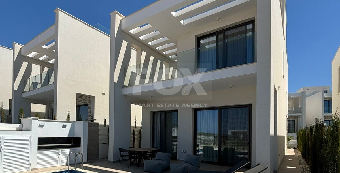 Seaside three bedroom luxury villas in Tombs of the KIngs Area, Paphos