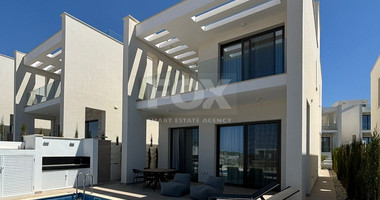 Seaside three bedroom luxury villas in Tombs of the KIngs Area, Paphos