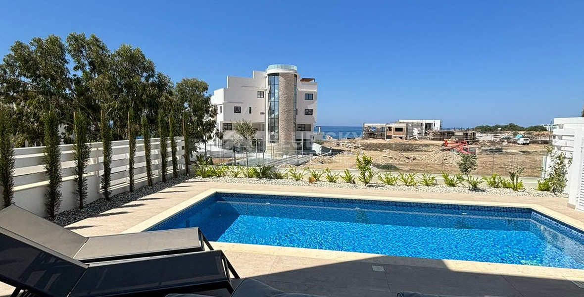 Seaside three bedroom luxury villas in Tombs of the KIngs Area, Paphos