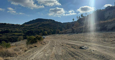 Nice agricultural land 11037sqm in Pachna village