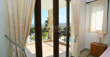 For sale : Three bedroom house in Stroumbi , Paphos