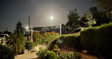 For sale : Three bedroom house in Stroumbi , Paphos