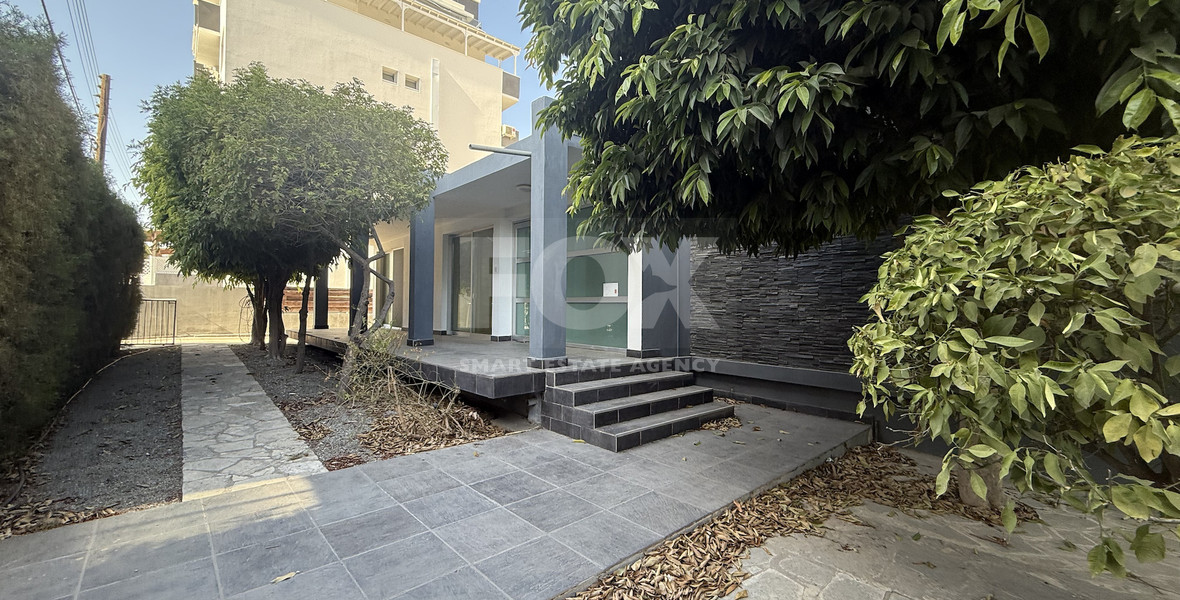 Detached Office 200sqm in Central Limassol