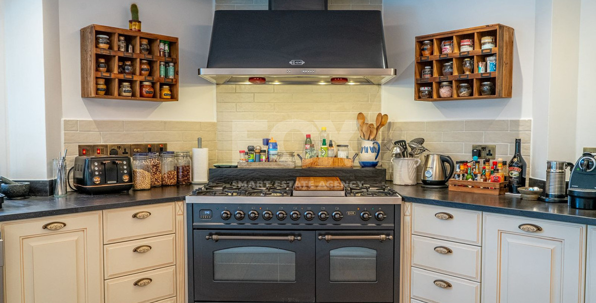 Amazing four bedroom Detached Villa with private swimming pool for sale in Agia Filaxi, Limassol