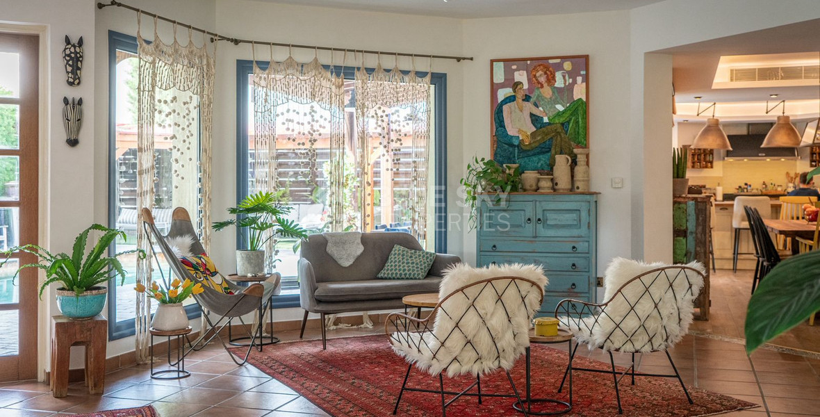 Amazing four bedroom Detached Villa with private swimming pool for sale in Agia Filaxi, Limassol