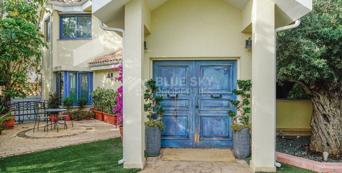 Amazing four bedroom Detached Villa with private swimming pool for sale in Agia Filaxi, Limassol