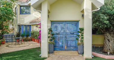 Amazing four bedroom Detached Villa with private swimming pool for sale in Agia Filaxi, Limassol