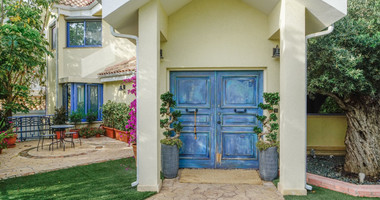 Amazing four bedroom Detached Villa with private swimming pool for sale in Agia Filaxi, Limassol