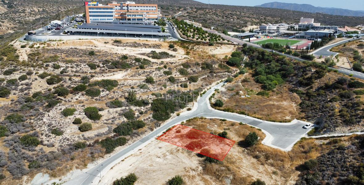 Building Plot for Sale in Agios Athanasios: in a Cul-de-Sac, Near a Park