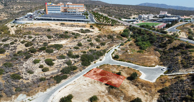 Building Plot for Sale in Agios Athanasios: in a Cul-de-Sac, Near a Park