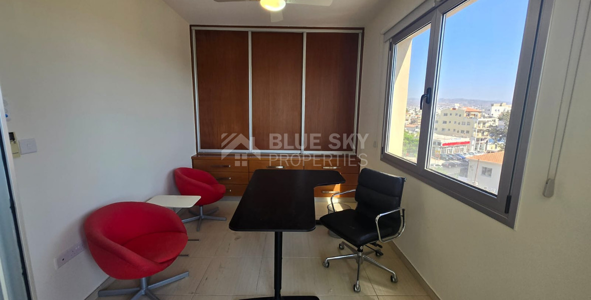 Top Floor Office for Rent – Full 4th Floor with Panoramic Views near Pafou Avenue, City Centre