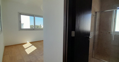 Four bedroom seaside villa in Paphos for sale