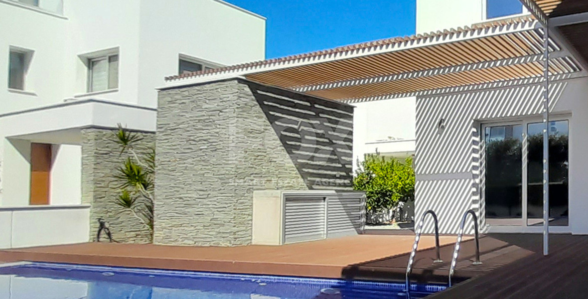 Four bedroom seaside villa in Paphos for sale