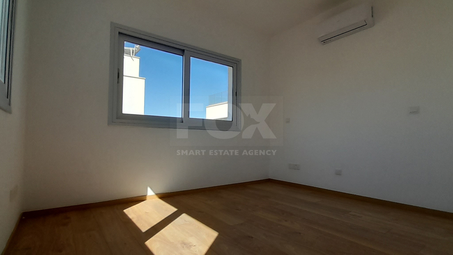 Four bedroom seaside villa in Paphos for sale