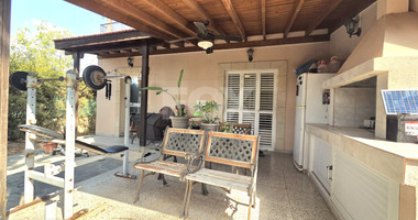 Five plus one bedroom detached house with big garden available for rent in Agios Athanasios Limassol