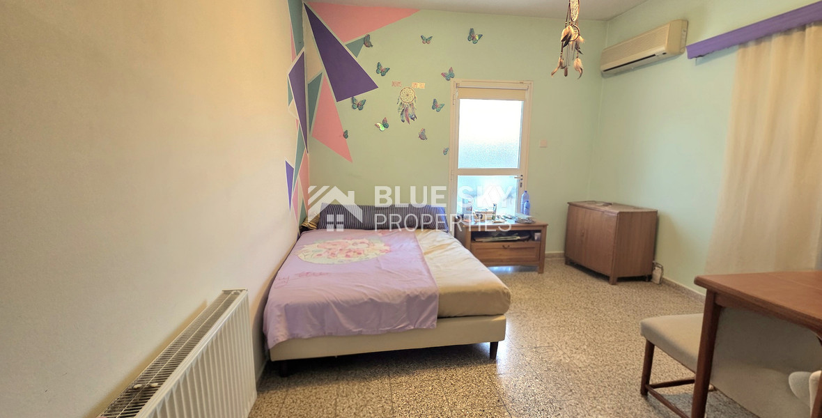 Five plus one bedroom detached house with big garden available for rent in Agios Athanasios Limassol