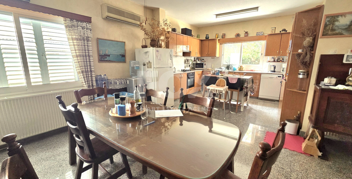 Five plus one bedroom detached house with big garden available for rent in Agios Athanasios Limassol
