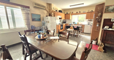 Five plus one bedroom detached house with big garden available for rent in Agios Athanasios Limassol