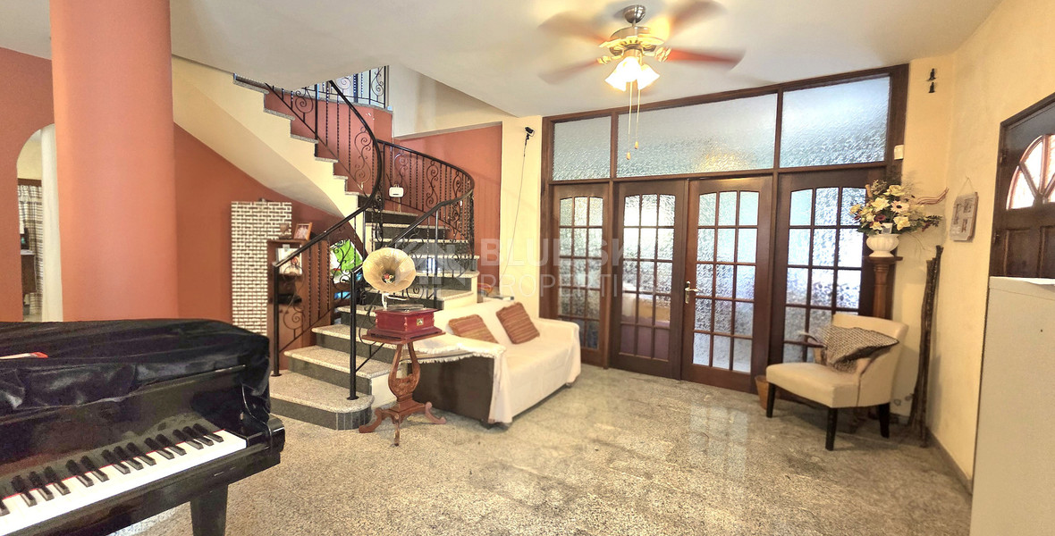 Five plus one bedroom detached house with big garden available for rent in Agios Athanasios Limassol