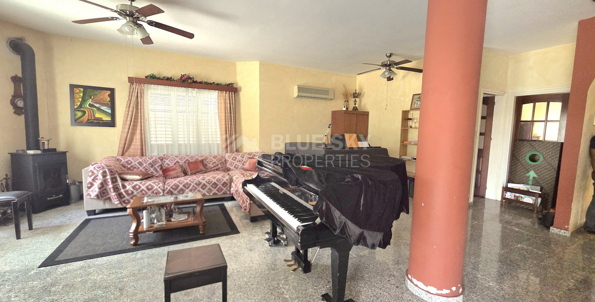 Five plus one bedroom detached house with big garden available for rent in Agios Athanasios Limassol