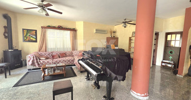 Five plus one bedroom detached house with big garden available for rent in Agios Athanasios Limassol