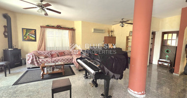 Five plus one bedroom detached house with big garden available for rent in Agios Athanasios Limassol
