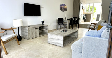 Two bedroom townhouse in Tombs of The Kings area in Paphos for sale