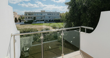 Two  bedroom maisonette in Tombs of the Kings area , Paphos