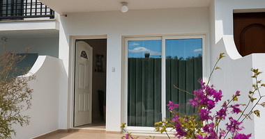 Two  bedroom maisonette in Tombs of the Kings area , Paphos