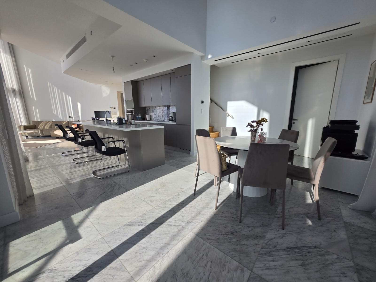 Doppelhaus 3 Schlafzimmer 337 m² Germasogeia, Zypern