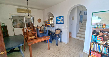 Three-Bedroom Villa for Sale in Kamares Village – Panoramic Views & Private Pool