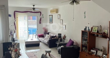 Three bedroom Townhouse for sale in Chloraka