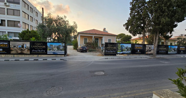 Three bedroom apartment in Paphos Center