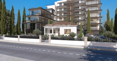 Three bedroom apartment in Paphos Center