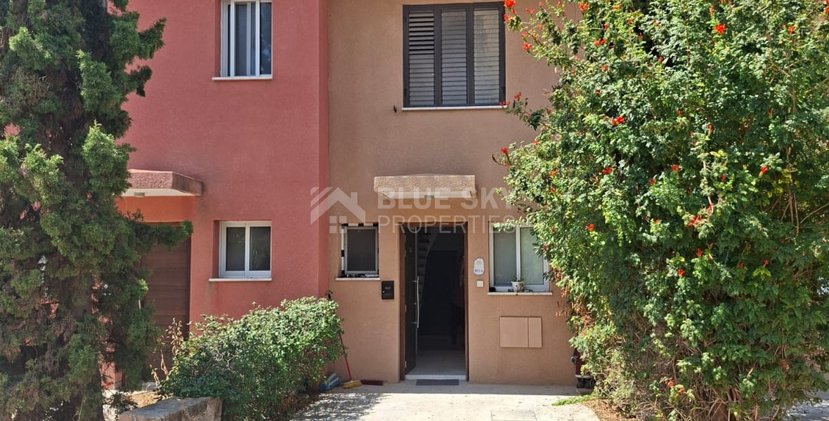For sale Two bedroom Townhouse in Universal area