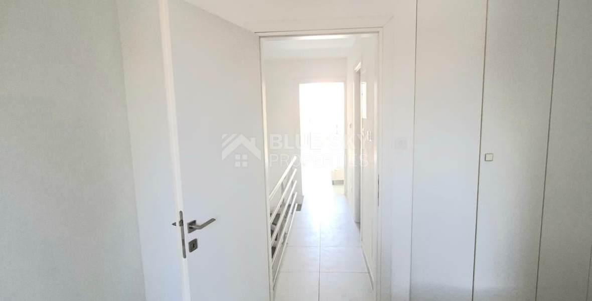 For sale Two bedroom Townhouse in Universal area