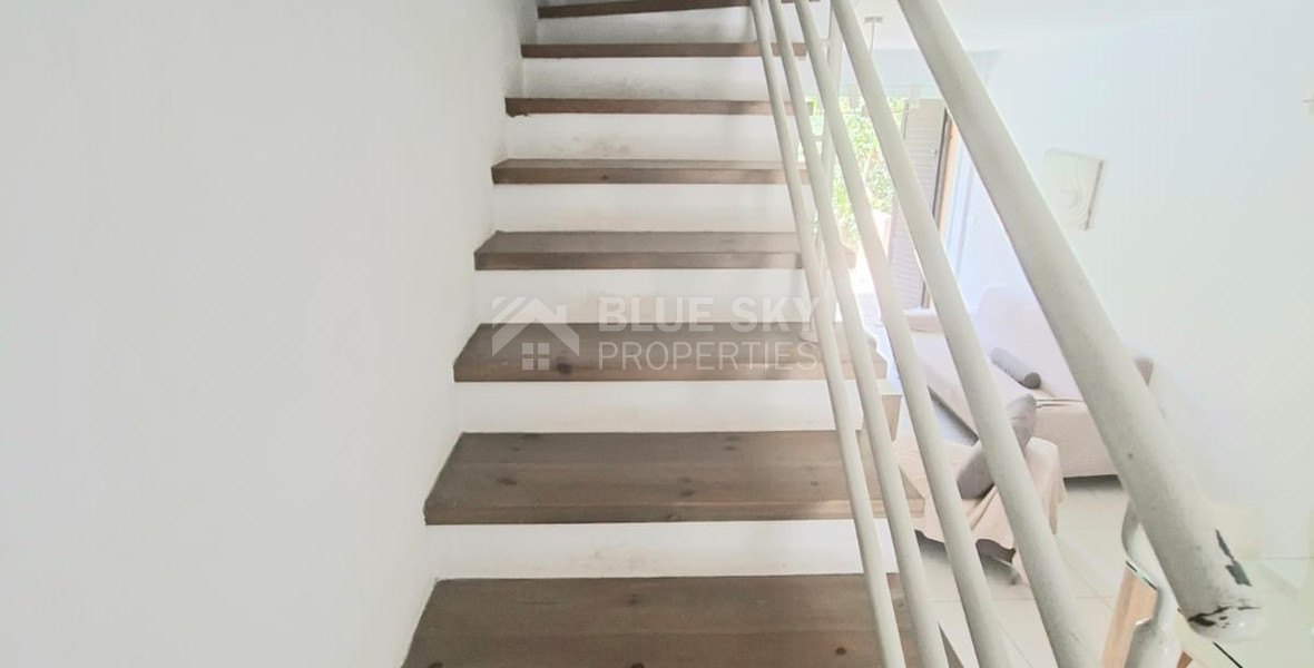 For sale Two bedroom Townhouse in Universal area